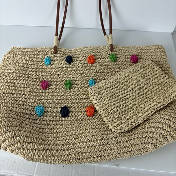 Issac Mizrahi/New York colorful straw tote bag w/matching straw clutch - Picture 2 of 10